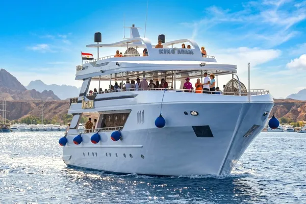 White island ras mohamed boat 